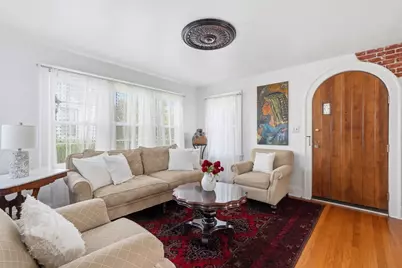 104 Wayne St, Springfield, MA 01118 - Photo 4