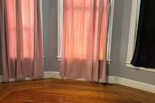 140 Yale St, Springfield, MA 01109 - Photo 8