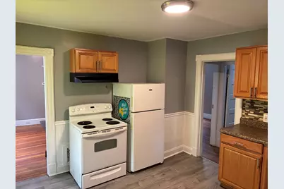 140 Yale St #1, Springfield, MA 01109 - Photo 4