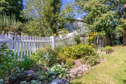 72 Sycamore St, Boston, MA 02131 - Photo 28