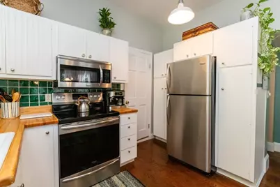 72 Sycamore St, Boston, MA 02131 - Photo 12
