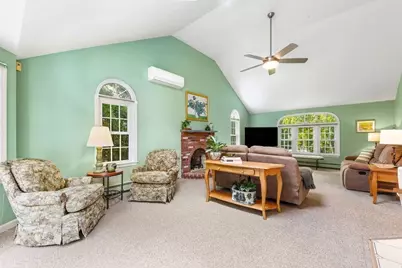 18 Fredric Ln, Mansfield, MA 02048 - Photo 4