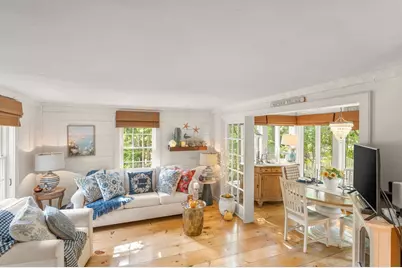 28 Flying Cloud Cr, Mashpee, MA 02649 - Photo 6