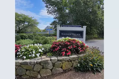 28 Flying Cloud Cr, Mashpee, MA 02649 - Photo 2
