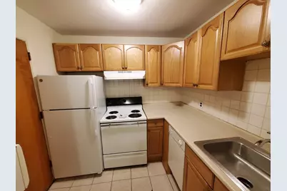 182 Central #01, Stoneham, MA 02180 - Photo 2