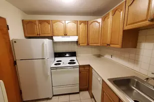 182 Central, Stoneham, MA 02180 - Photo 2