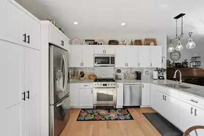 9 Settlers Ln #9, Holden, MA 01520 - Photo 8