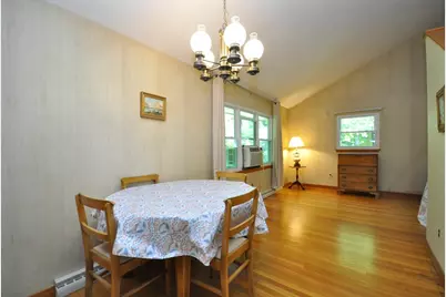 122 Sunset Dr, Brockton, MA 02301 - Photo 10