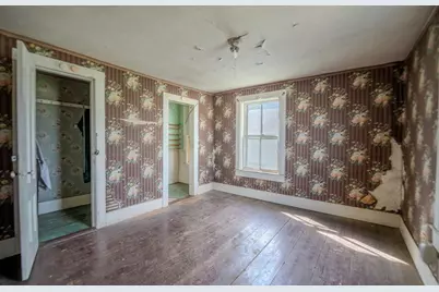 31 Fair St, Northampton, MA 01060 - Photo 16