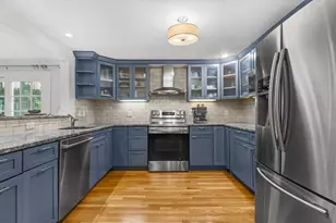 38 Hunnewell St, Needham, MA 02494 - Photo 14