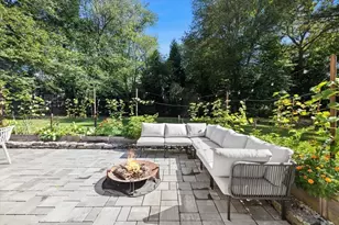 38 Hunnewell St, Needham, MA 02494 - Photo 8