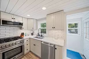 338 Green St, Weymouth, MA 02191 - Photo 6