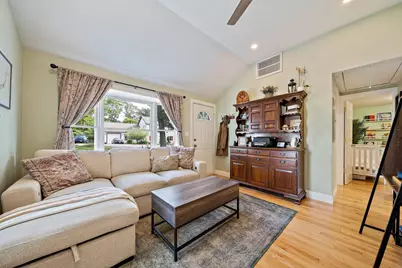 45 Coleman St, Abington, MA 02351 - Photo 8