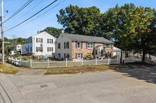 116 Running Brook Rd, Boston, MA 02132 - Photo 4