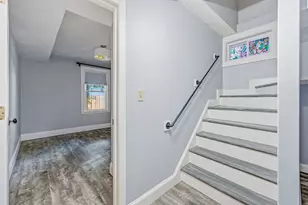14 Thwing St, Boston, MA 02119 - Photo 16