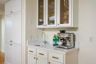 37 Ward St, Hingham, MA 02043 - Photo 6