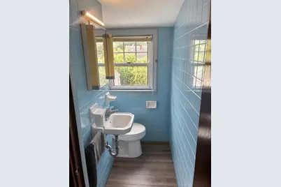 223 East St, Springfield, MA 01104 - Photo 10