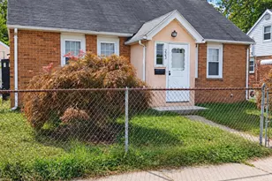 223 East St, Springfield, MA 01104 - Photo 1