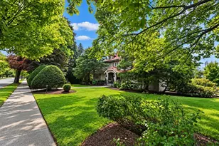 131 Fair Oaks Park, Needham, MA 02492 - Photo 2