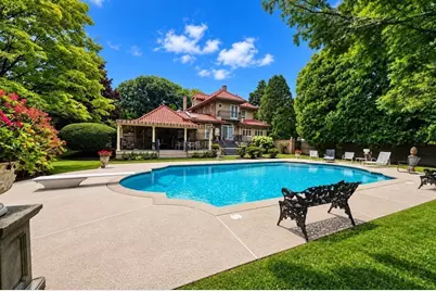 131 Fair Oaks Park, Needham, MA 02492 - Photo 4