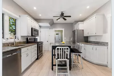 5 Walnut St, Wakefield, MA 01880 - Photo 20