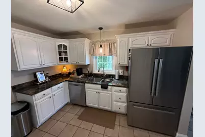 700 Lees River Ave #12, Somerset, MA 02725 - Photo 4