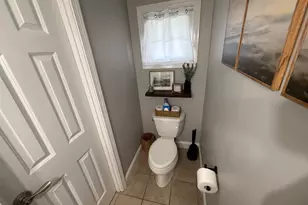 700 Lees River Ave, Somerset, MA 02725 - Photo 10