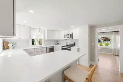 72 Grove St, Barnstable, MA 02601 - Photo 14
