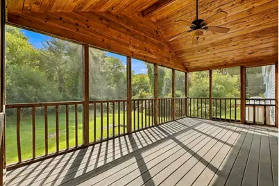 15 North St, Upton, MA 01568 - Photo 6