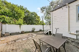 19 Richmond St, Boston, MA 02124 - Photo 16