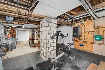 19 Richmond St, Boston, MA 02124 - Photo 26