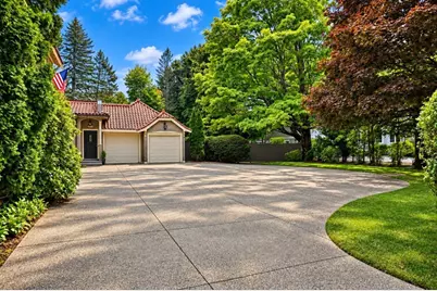 131 Fair Oaks Park, Needham, MA 02492 - Photo 2