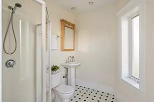 26 Princeton St, Medford, MA 02155 - Photo 8