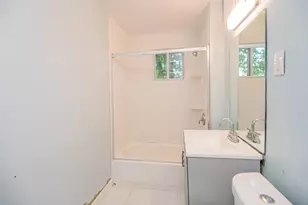 19 Lynn St, Peabody, MA 01960 - Photo 14