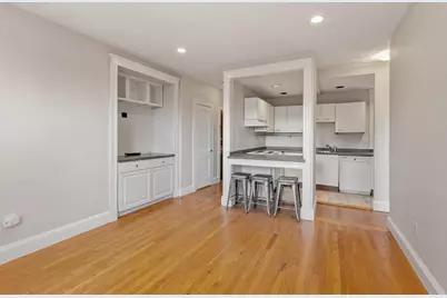 451 Park Dr #4D, Boston, MA 02215 - Photo 4