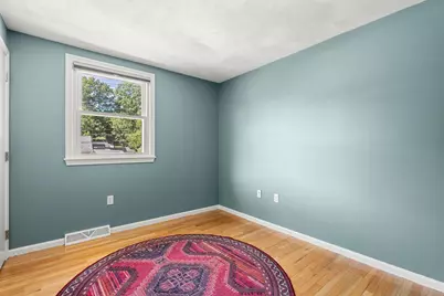 20 Humboldt Ave, Burlington, MA 01803 - Photo 16