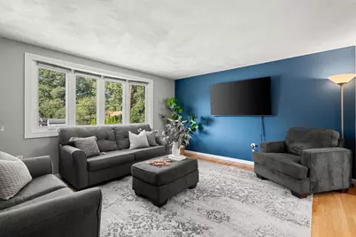 20 Humboldt Ave, Burlington, MA 01803 - Photo 4