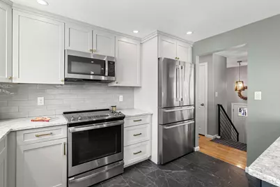 20 Humboldt Ave, Burlington, MA 01803 - Photo 10