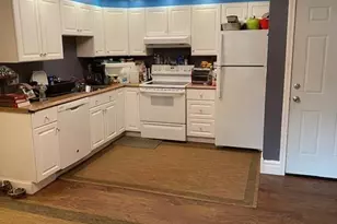 559 Chelmsford St, Lowell, MA 01851 - Photo 12