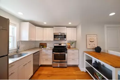 176 Nahant St, Wakefield, MA 01880 - Photo 12