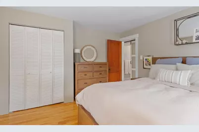 48 Walnut St, Hudson, MA 01749 - Photo 18