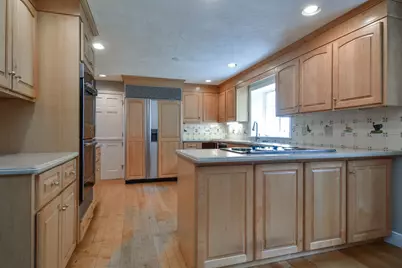 46 Donnelly Dr, Dover, MA 02030 - Photo 6