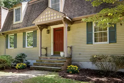 46 Donnelly Dr, Dover, MA 02030 - Photo 2