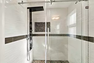 47 Rosedale Rd, Watertown, MA 02472 - Photo 24