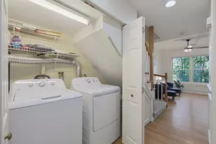 85 Hammond Pl, Woburn, MA 01801 - Photo 16