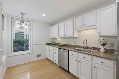 85 Hammond Pl #85, Woburn, MA 01801 - Photo 10