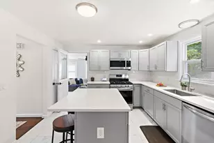 468 Underwood St, Holliston, MA 01746 - Photo 8