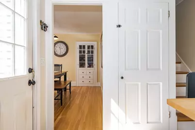 16 Albion St, Salem, MA 01970 - Photo 8