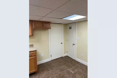 16 Hazen Ave #B, Haverhill, MA 01830 - Photo 6