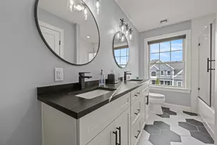 2 Oneil Wy, Saugus, MA 01906 - Photo 18